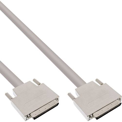 Zwei SCSI-Kabel mit rechteckigen Steckverbindern und Metallgehäuse, verwendet zum Verbinden von Geräten in Computersystemen.
