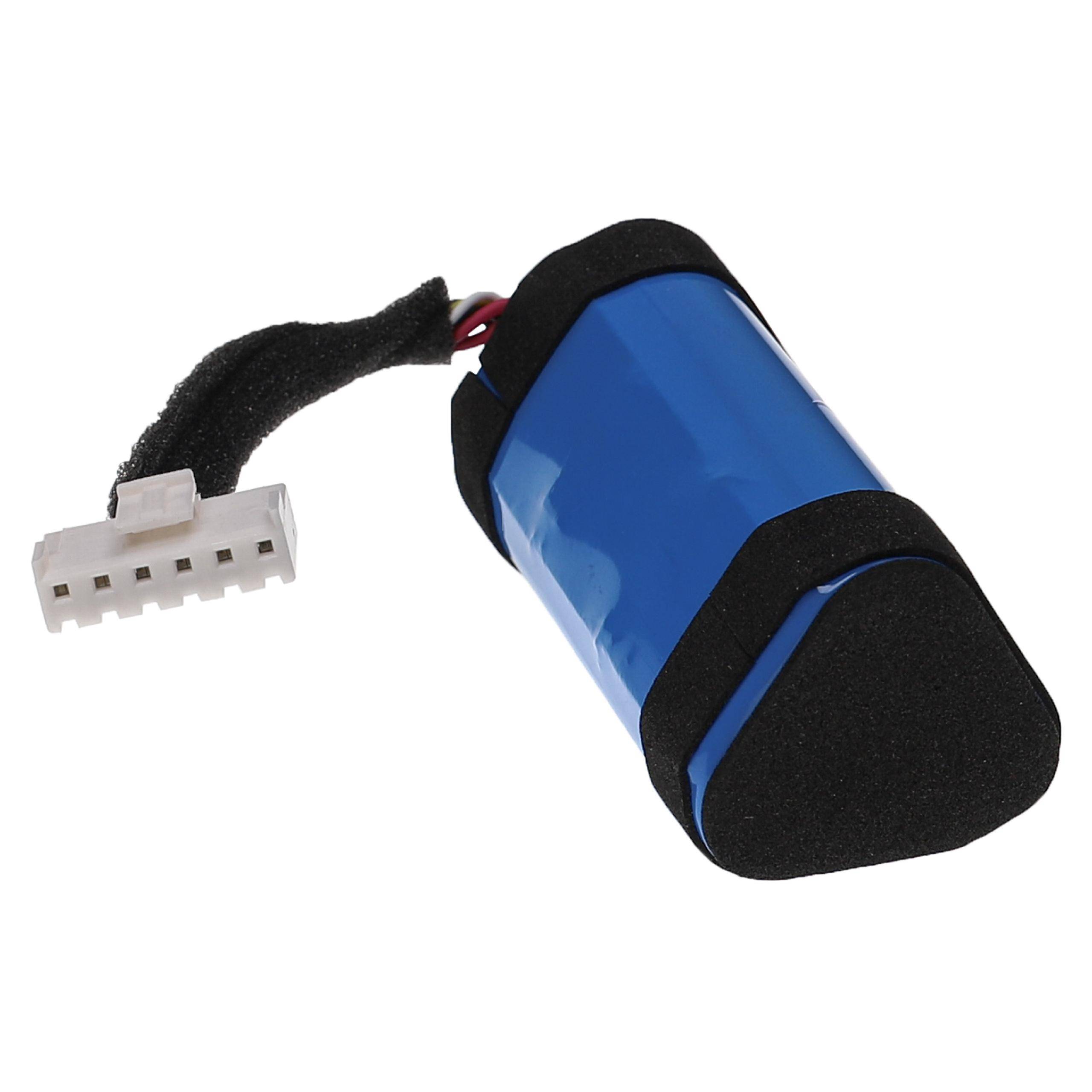 Ein kleines blaues wiederaufladbares Batteriepaket mit weißem Anschluss und schwarzer Schutzabdeckung, typischerweise in elektronischen Geräten verwendet.