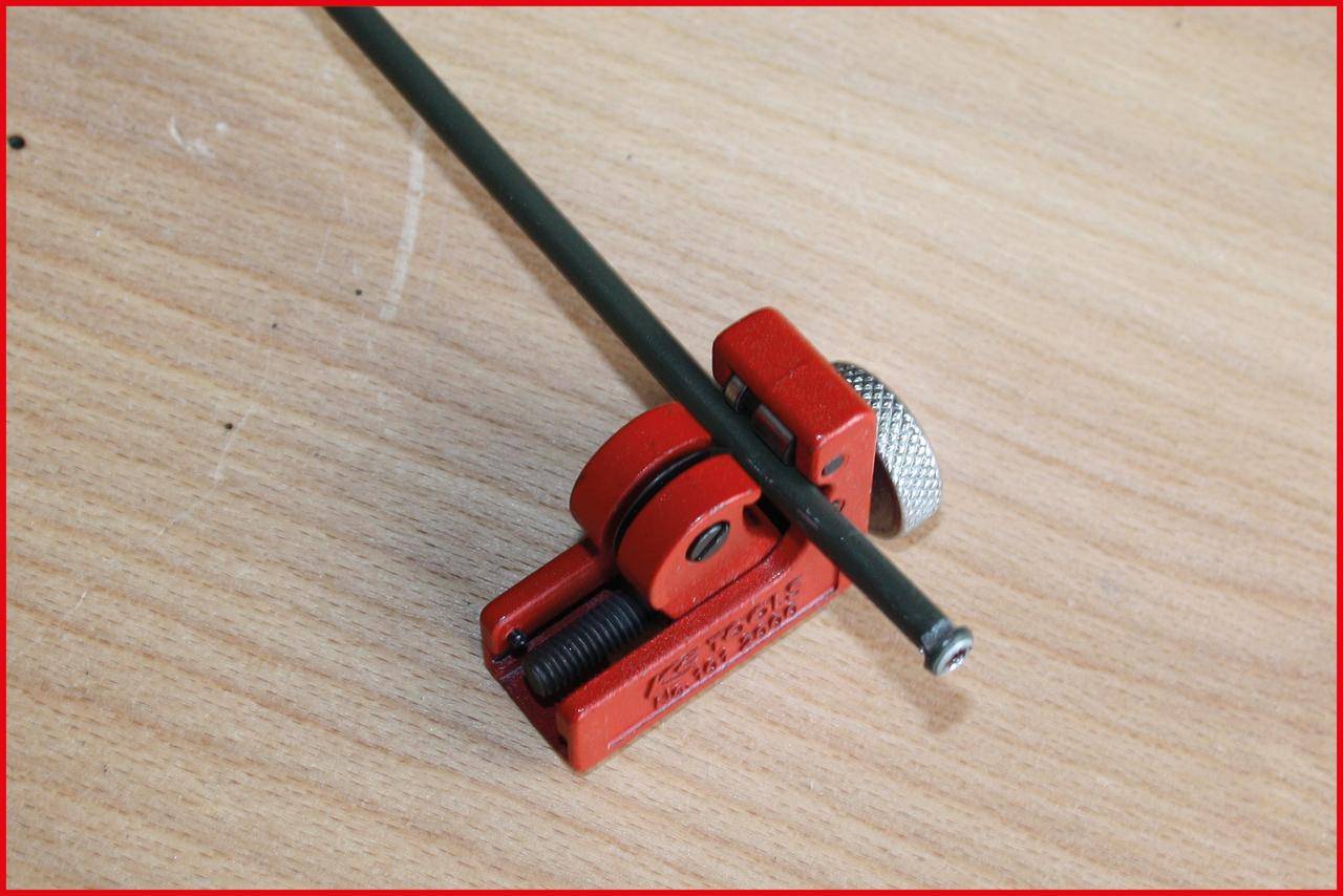 KS TOOLS Mini-Rohrabschneider, 3-16mm, ergonomisch