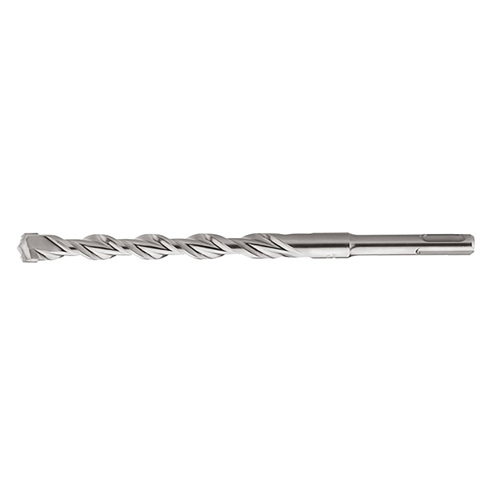 Ein Metallbohrer mit einer Spiralnut, der zum Bohren von Löchern in harten Materialien verwendet wird. Er ist für einen SDS-Plus-Bohrhammer konzipiert und vor einem weißen Hintergrund sichtbar.
