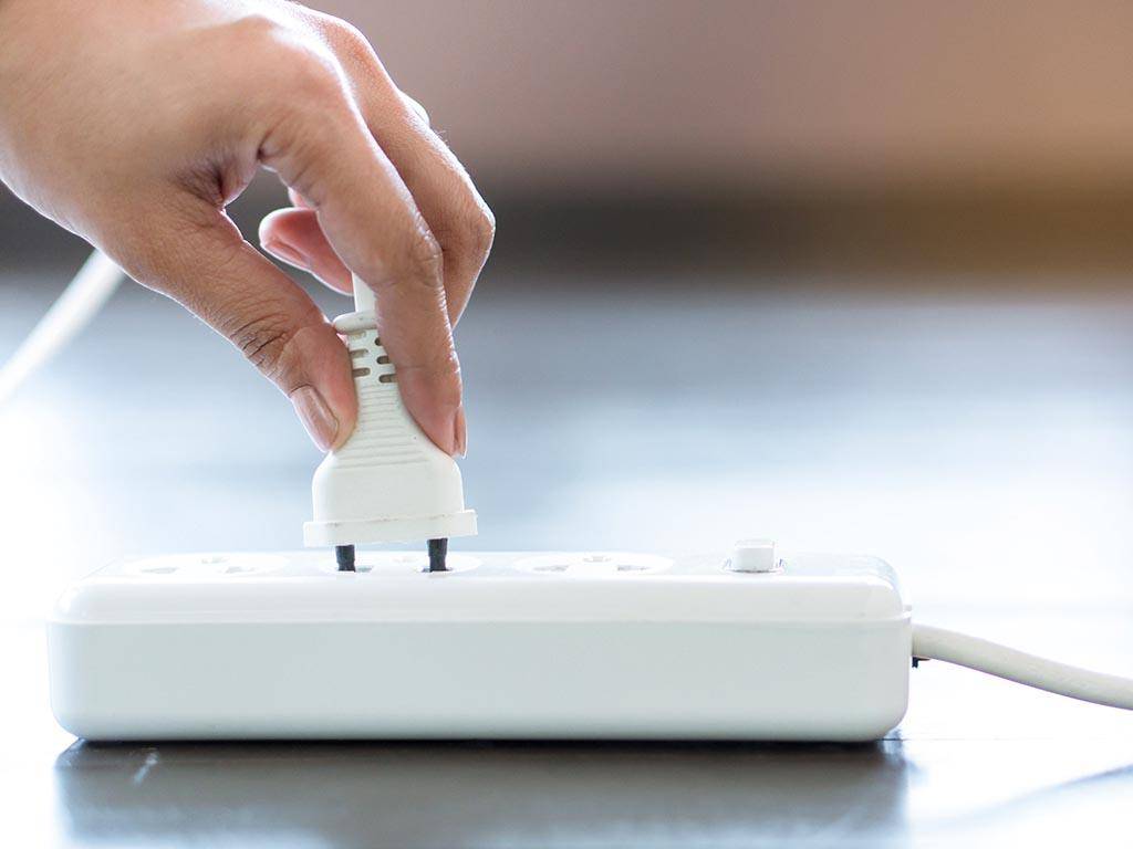 Perel VERLÄNGERUNGSKABEL - 1.8 m - WEIß - 2G0.75 - CEE 7/16