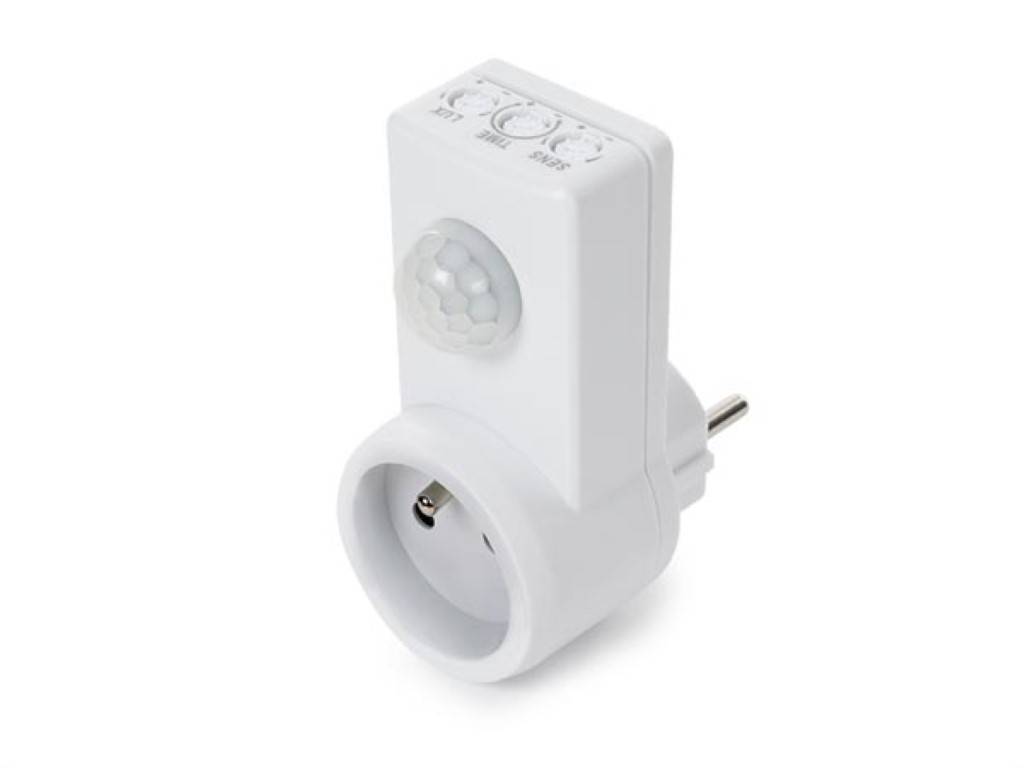 ZWISCHENSTECKER MIT BEWEGUNGSMELDER - SCHUTZKONTAKT (FRANZÖSISCHES SYSTEM)