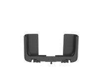 Ein schwarzer Kunststoffhalter mit zwei aufrechten Abschnitten, der entwickelt wurde, um ein Objekt sicher zu fixieren.