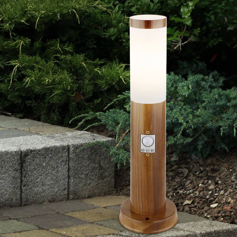 Sockelleuchte mit Bewegungsmelder Holz Optik Außen Standleuchte Pollerleuchte Edelstahl, Kunststoff weiß, 1x E27, DxH 7,6 x 45 cm