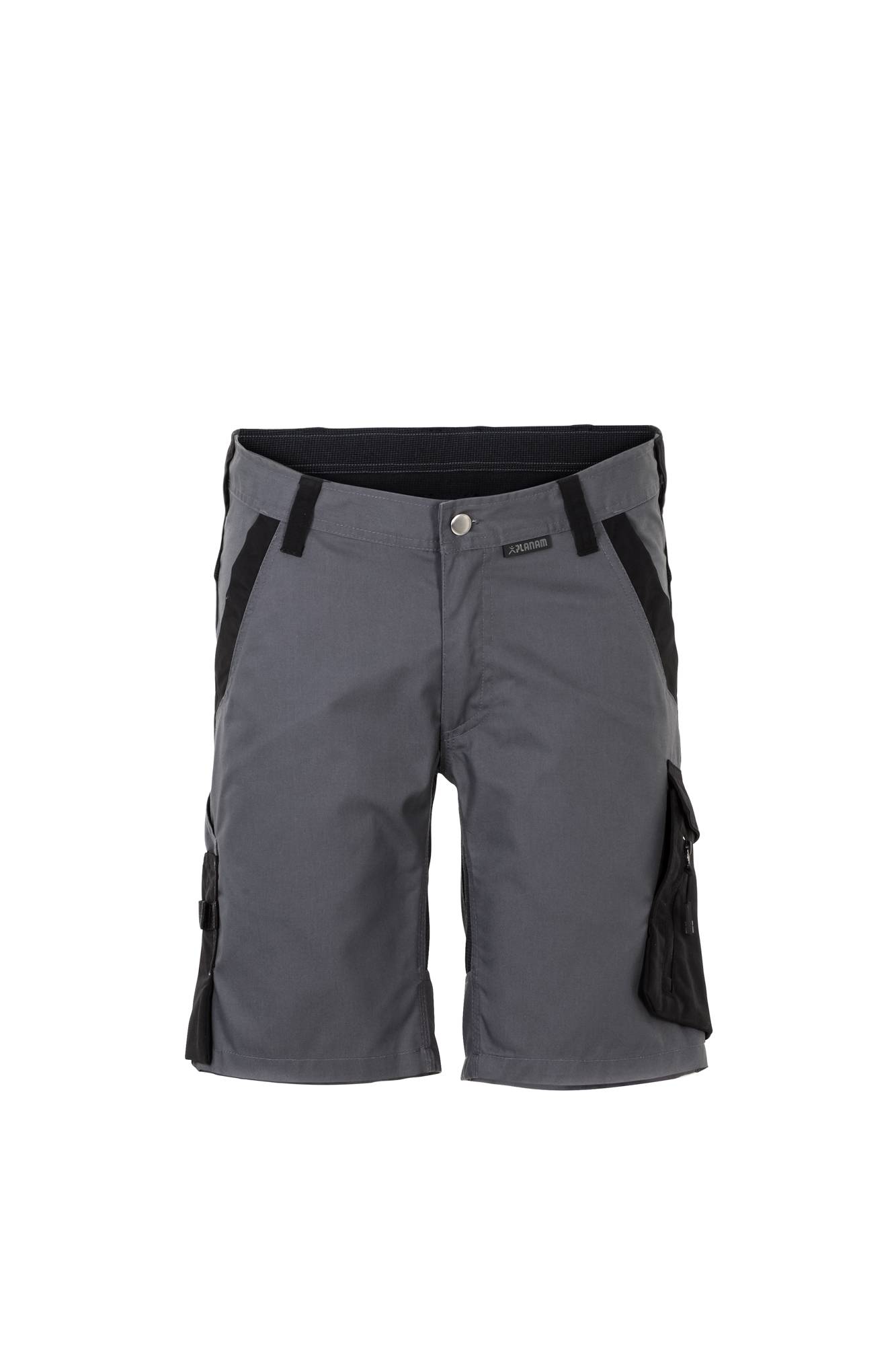 Graue Cargo-Shorts mit schwarzen Akzenten, ausgestattet mit Seitentaschen und einem Knopfverschluss, präsentiert vor einem weißen Hintergrund.
