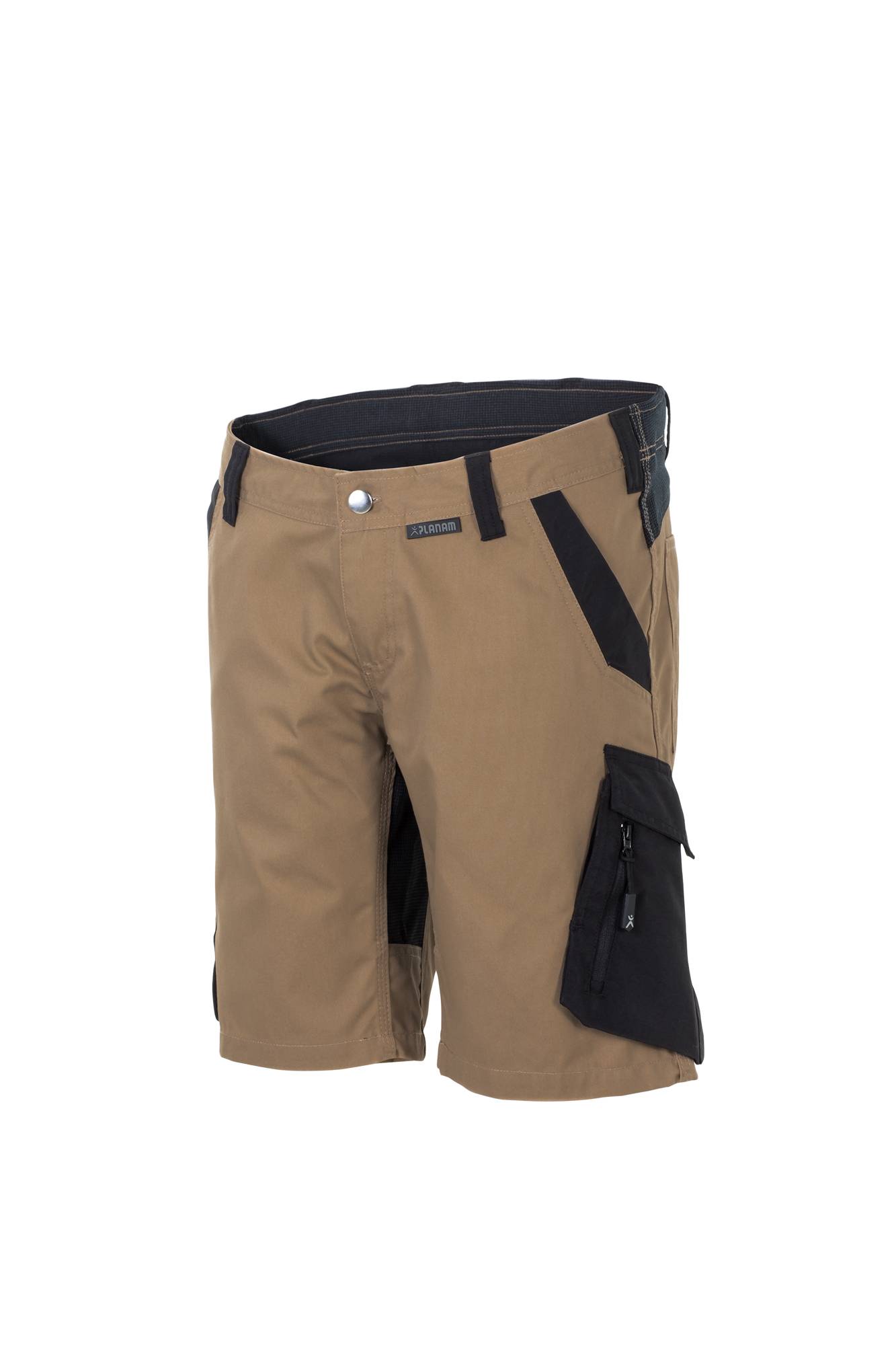 Braune und schwarze Cargo-Shorts mit mehreren Taschen, Vorderansicht, isoliert auf weißem Hintergrund.