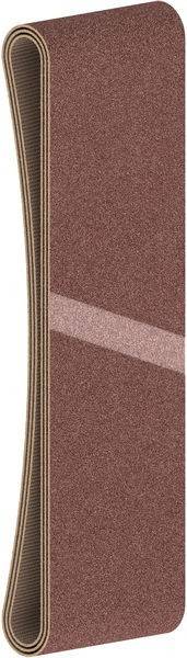 Ein gestreifter Teppich mit einem Muster aus dicken vertikalen Linien und zwei diagonalen Bändern in Braun- und Cremetönen.