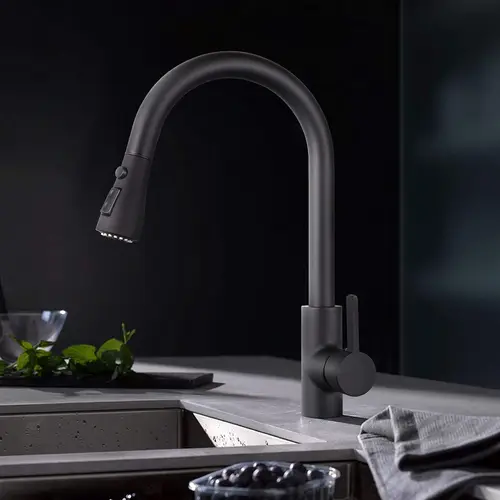 TACKLIFE DAKF9F Küchenarmatur, Schwarze 360° drehbare Küchenarmatur mit ausziehbarer Handbrause, Spültischarmatur Ausgestattet mit ABS Spritzschut TACKLIFE DAKF9F Küchenarmatur, Schwarze 360° drehbare Küchenarmatur mit ausziehbarer Handbrause, Spültischarmatur Ausgestattet mit ABS Spritzschut