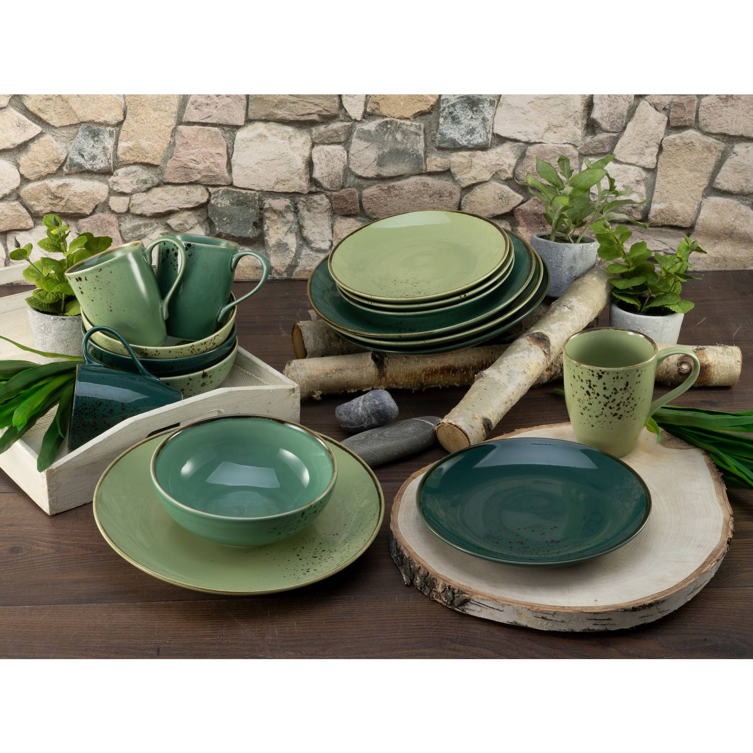CreaTable 33321 Kombiservice Nature Collection Green Life für 4 Personen, Steinzeug, grün (1 Set, 16-teilig)