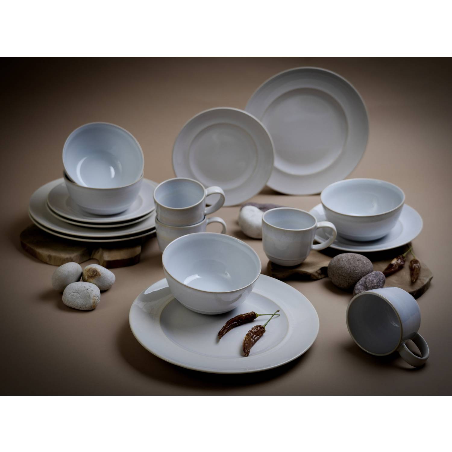 CreaTable 23669 Kombiservice Antique offwhite für 4 Personen, Steinzeug, sand (1 Set, 16-teilig)