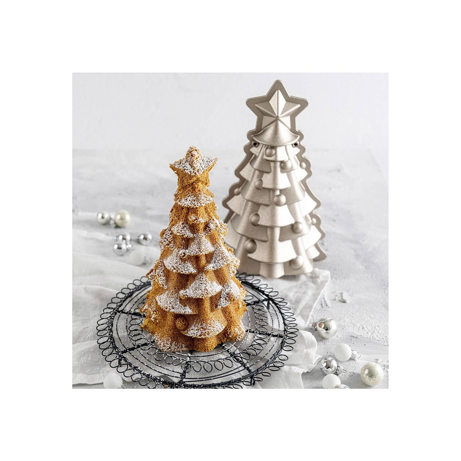 Dr. Oetker Motivbackform Tannenbaum 25,5x15x7cm inkl. Ständer, silber