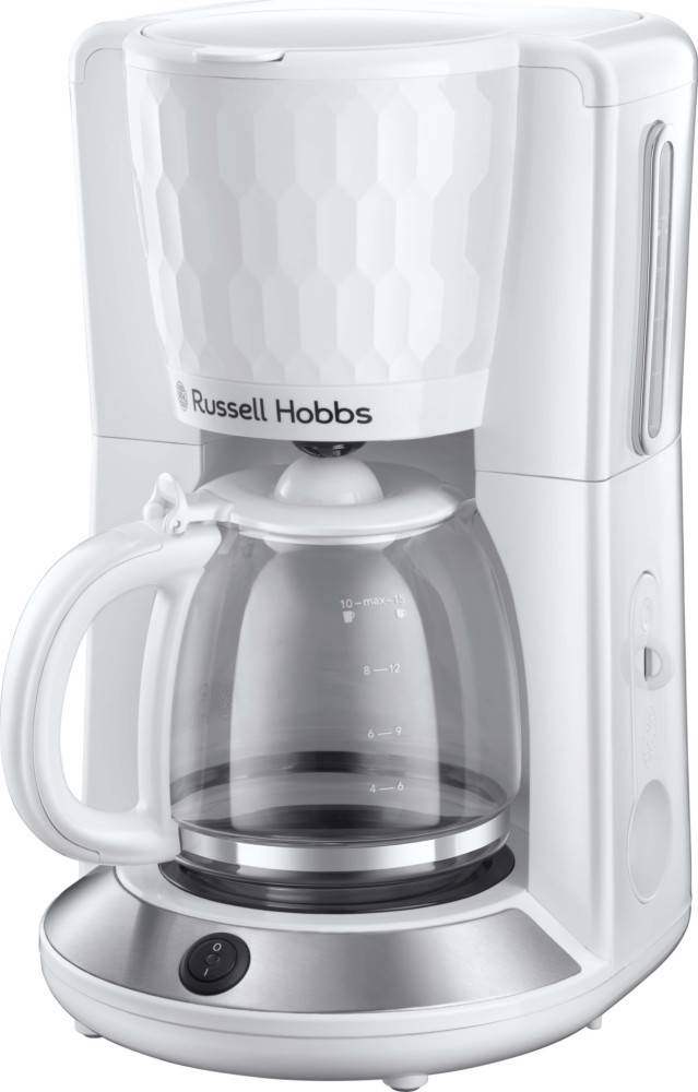 Ein weißer Tropfkaffeemaschine mit einer Glaskanne, die Wasserstandsmarkierungen und den Markennamen 'Russell Hobbs' auf der Oberseite zeigt.