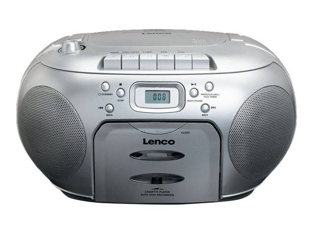 Silberner Lenco-Boombox mit Doppellautsprechern, Kassettenlaufwerk, CD-Player und kleinem digitalen Display, Vorderansicht auf weißem Hintergrund.