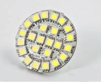 Kreisförmige LED-Platine mit mehreren gelben Dioden, die in einem Ring und einer Mittelbündelung auf weißem Hintergrund angeordnet sind