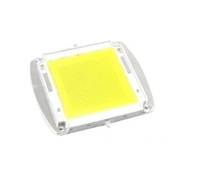 Rechteckige LED-Flutlicht mit einem hellen gelben Lichtpanel in einem silbernen Gehäuse auf weißem Hintergrund.