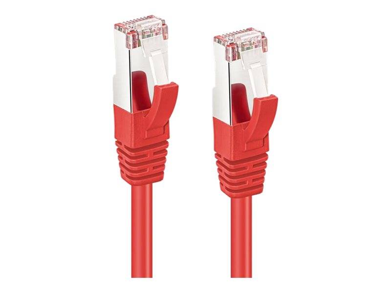 Rotes Ethernet-Kabel mit zwei Steckern nebeneinander, die den Clip-Verschlussmechanismus zeigen, verwendet für Netzwerkverbindungen.