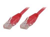 Zwei rote Ethernet-Kabel mit RJ45-Steckern auf weißem Hintergrund.