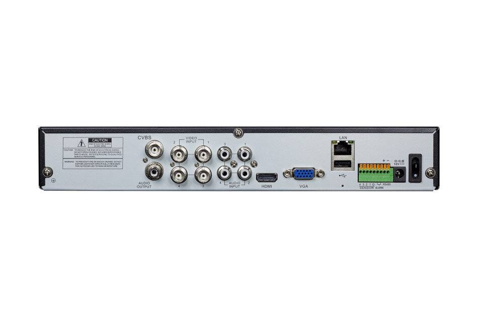 Rückseite eines CCTV-DVR mit mehreren BNC-Kameraeingängen, Audiobuchsen, VGA- und HDMI-Ausgängen, LAN-Anschlüssen und Stromstecker.