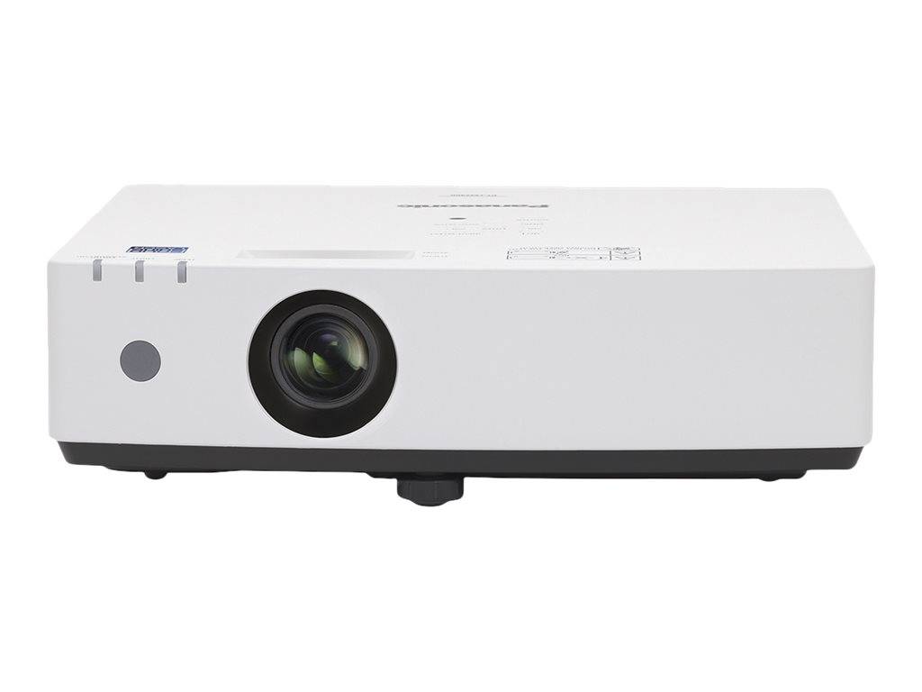 Weißer Epson-Projektor mit großer Frontlinse, von vorne auf einfachem weißem Hintergrund gezeigt.