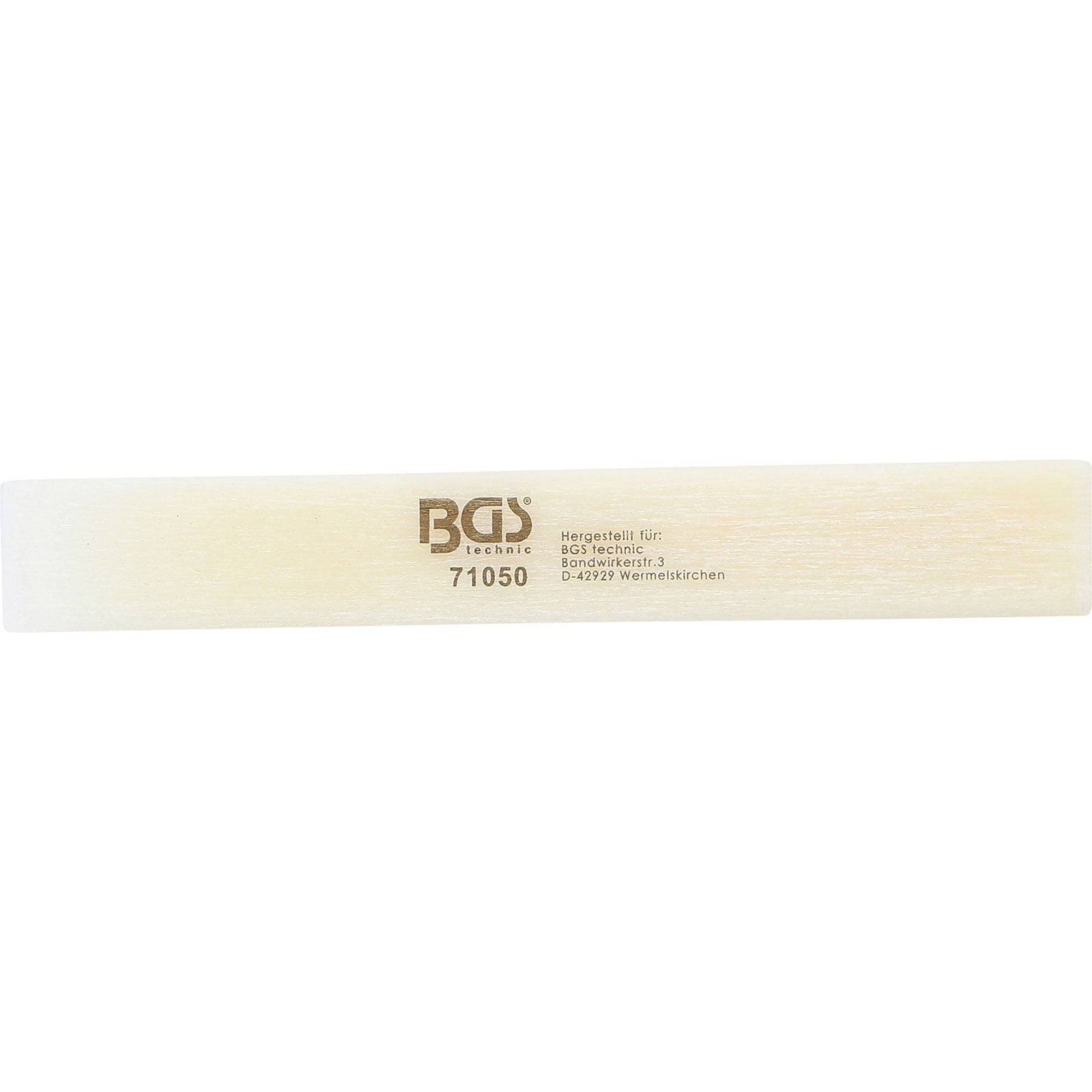 Ein rechteckiges, cremefarbenes BCS-Werkzeug mit der Markierung '71050' und in kleiner Schrift gedruckten Produktinformationen.