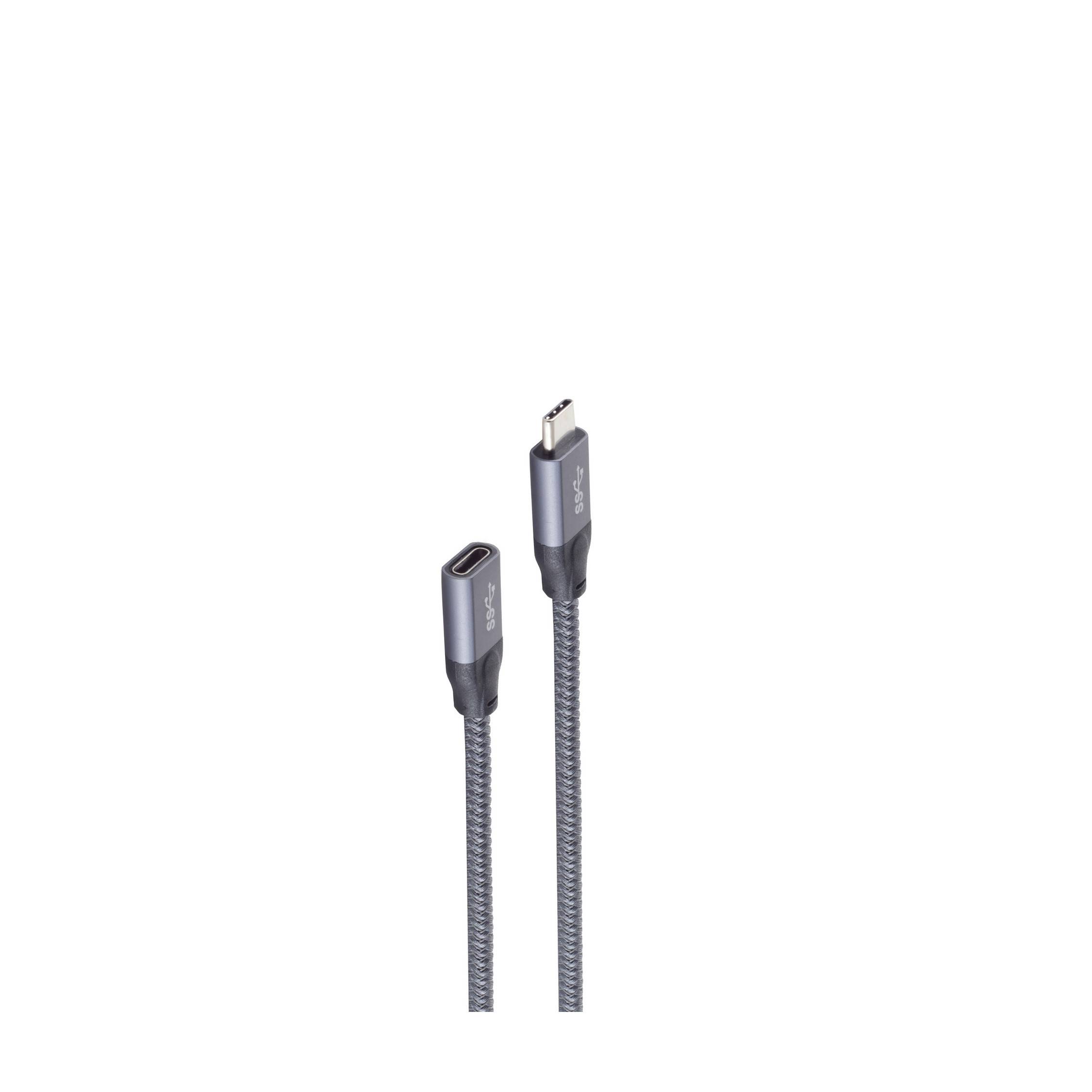 Geflochtenes USB-C-zu-Lightning-Ladekabel mit zwei an den Enden gezeigten Steckern auf weißem Hintergrund.