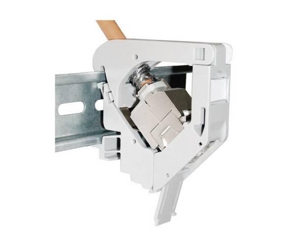 418026 REG-Adapter Keystone IP20