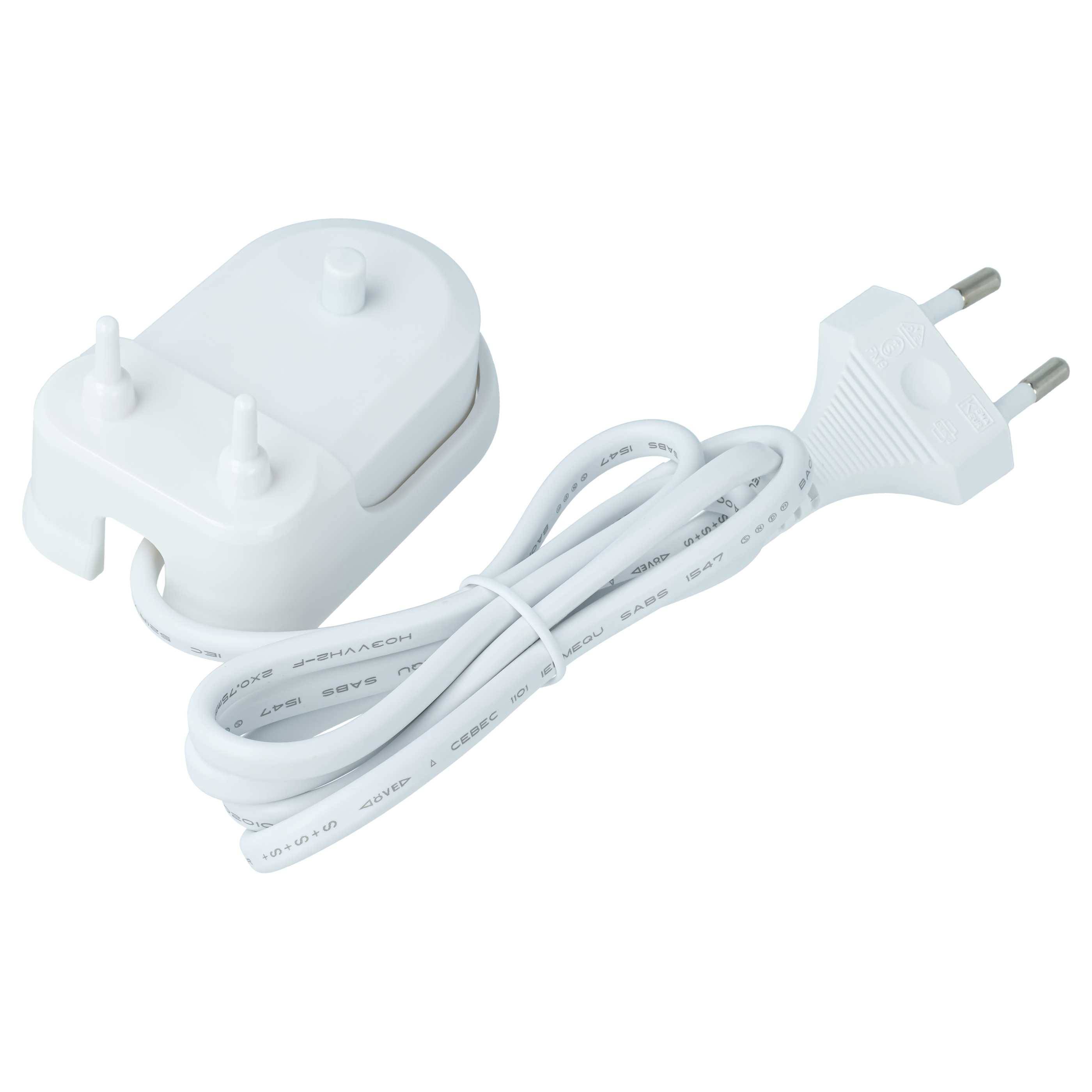 Weißer zweipoliger Elektrostecker-Adapter mit angebundenem Kabel auf einfachem Hintergrund.