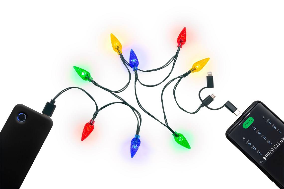 Goobay Smartphone-USB-Ladekabel mit LED-Leuchten - mit 8 bunten Leuchten, lädt gängige Android-Smartphones, iPhones, USB