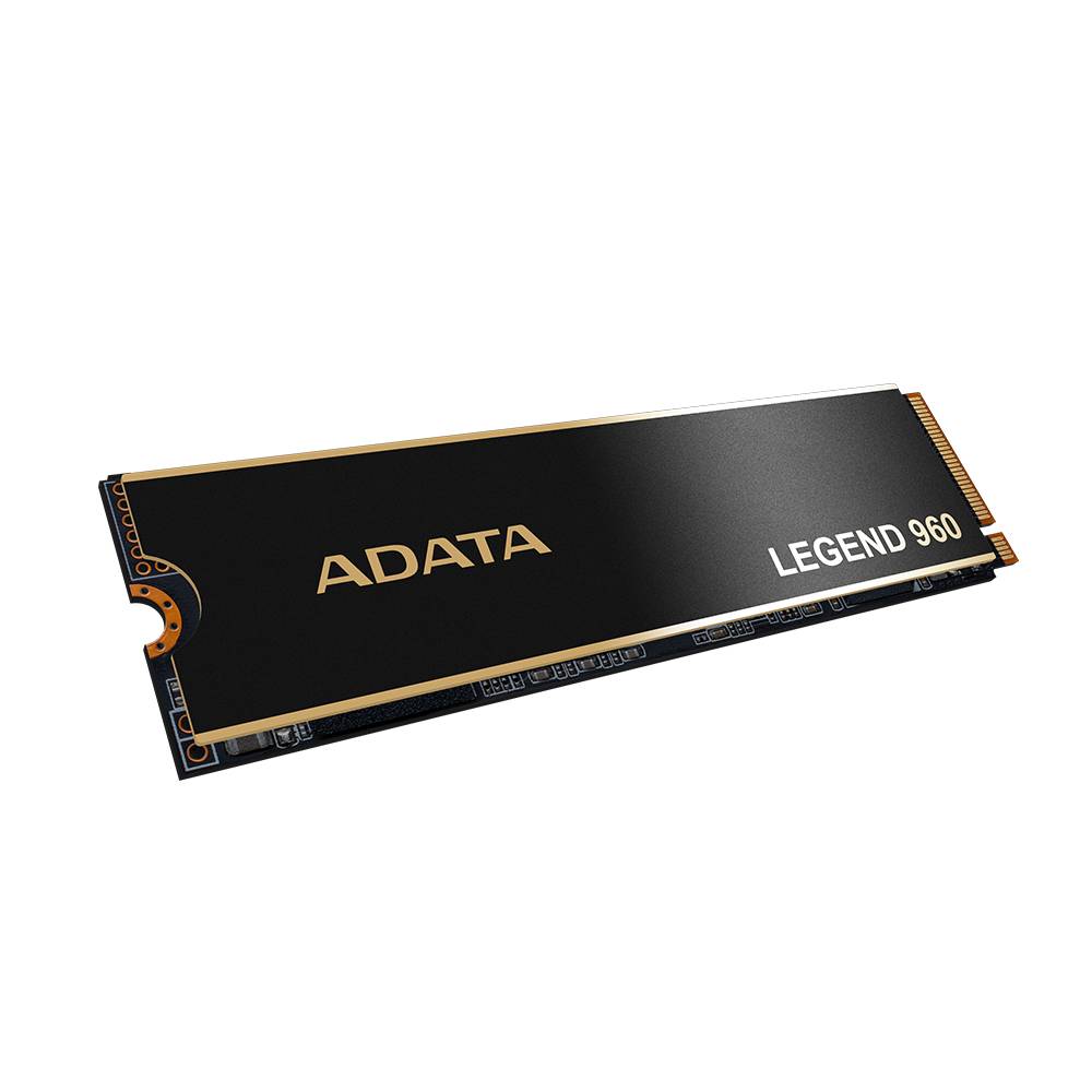 ADATA LEGEND 960 M.2 SSD auf weißem Hintergrund dargestellt