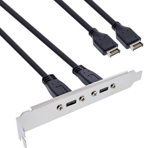 Computererhöhungskarte mit drei angeschlossenen HDMI-Kabeln.