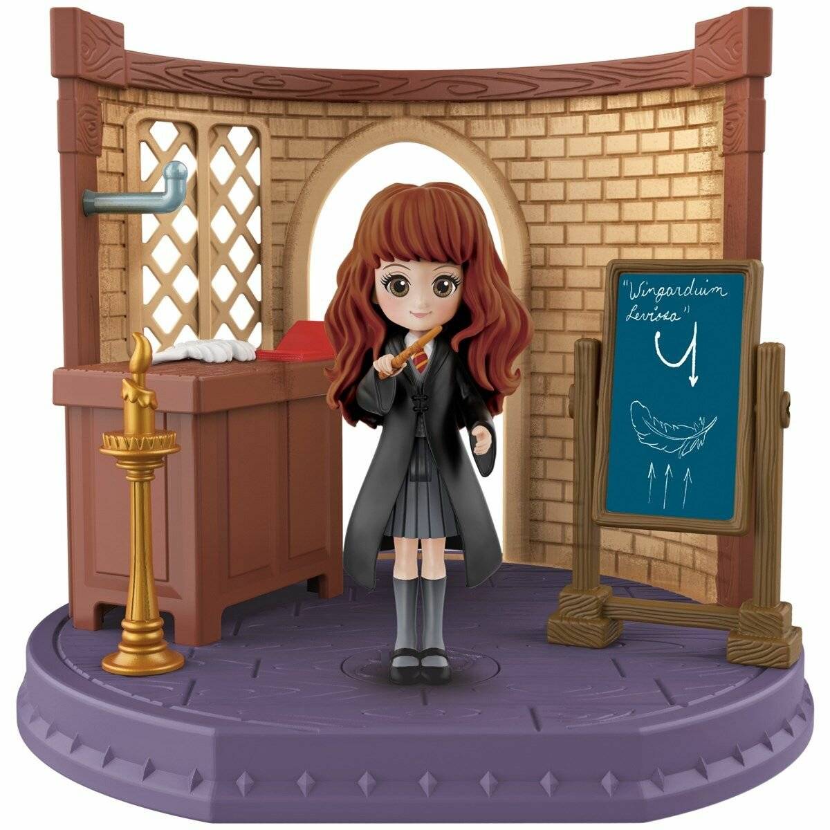 Wizarding World Harry Potter - Hogwarts Zauberkunst Klassenzimmer Spielset (mit exklusiver Hermine Granger Sammelfigur)