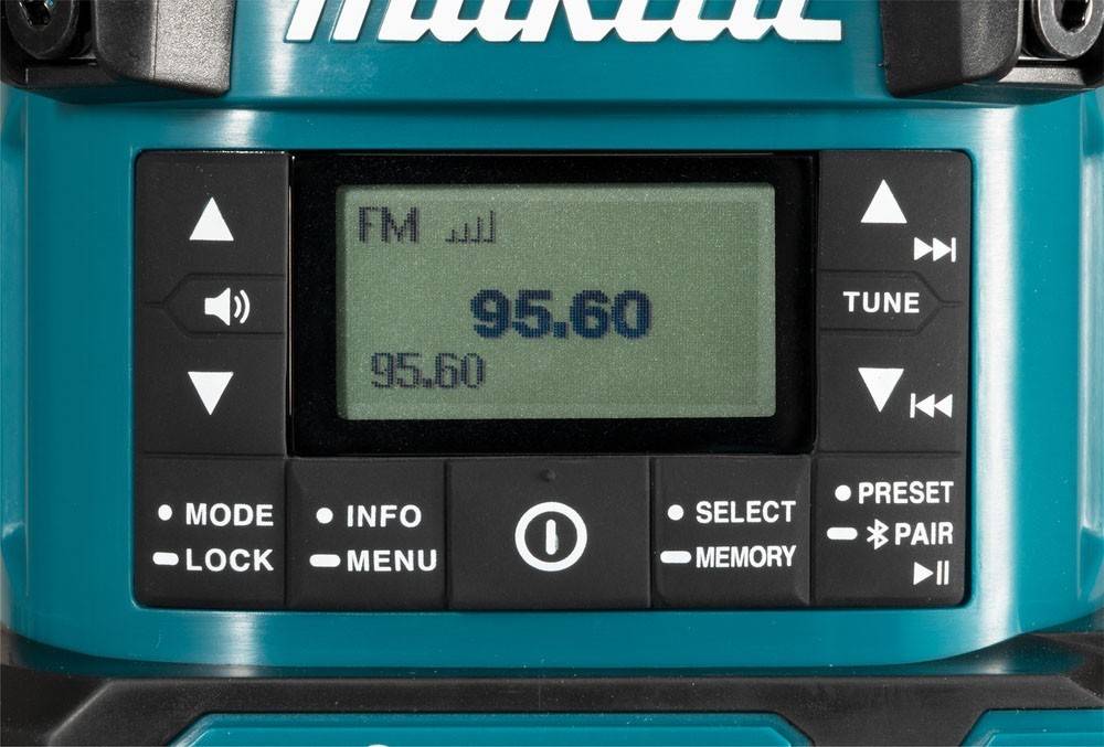 Makita Akku-Radio mit Laterne MR009GZ