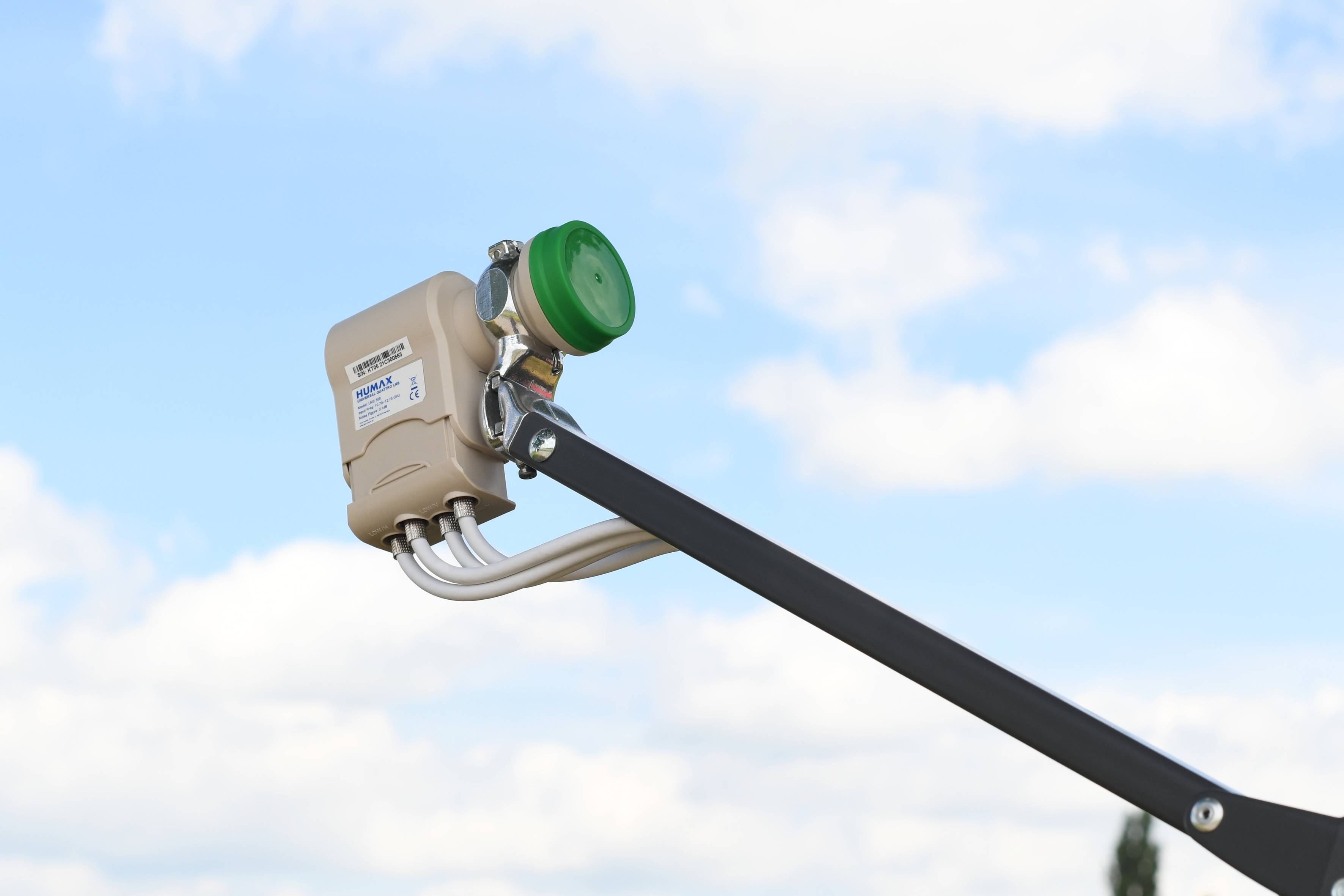 Humax Green Power Quattro LNB für Multischalter, Wetterschutz, LTE Filter