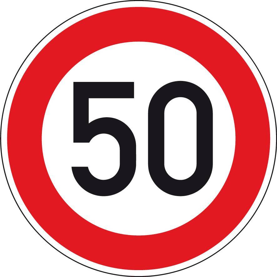 Verkehrsschild mit Geschwindigkeitsbegrenzung zeigt „50