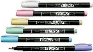 Tombow Kalligraphie-Stift Fudenosuke Pastel, weiß (white) flexible Pinselspitze für Variablität der Strichbreite,