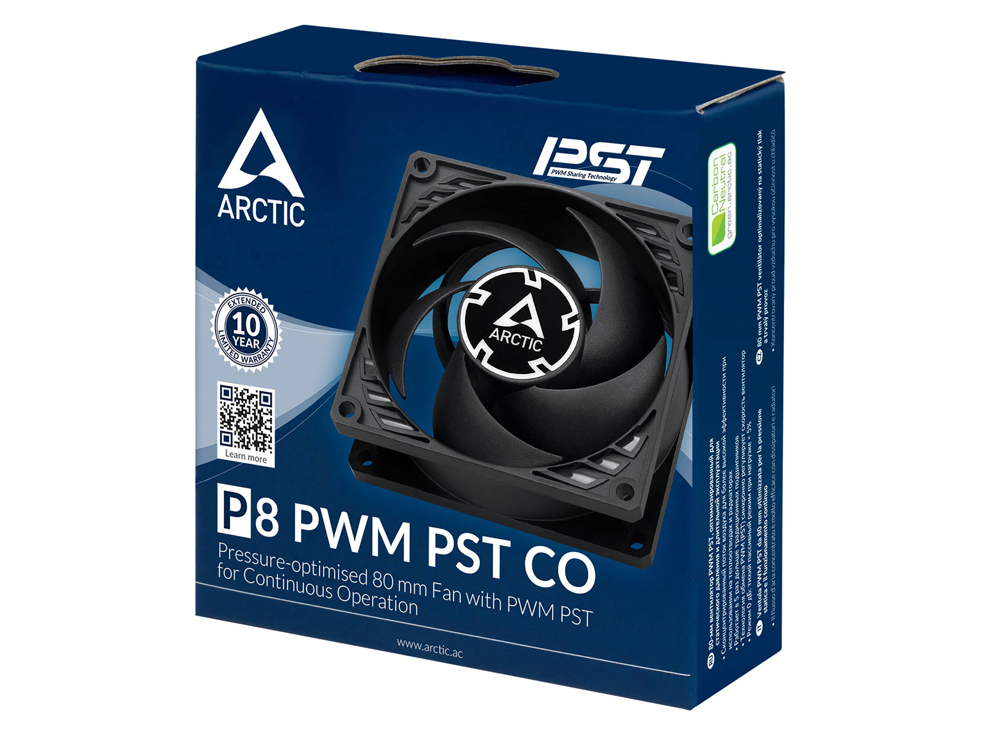 Das Bild zeigt die Verpackung eines ARCTIC P8 PWM PST CO Lüfters mit einer 10-jährigen Garantie, der für den kontinuierlichen Betrieb ausgelegt ist.