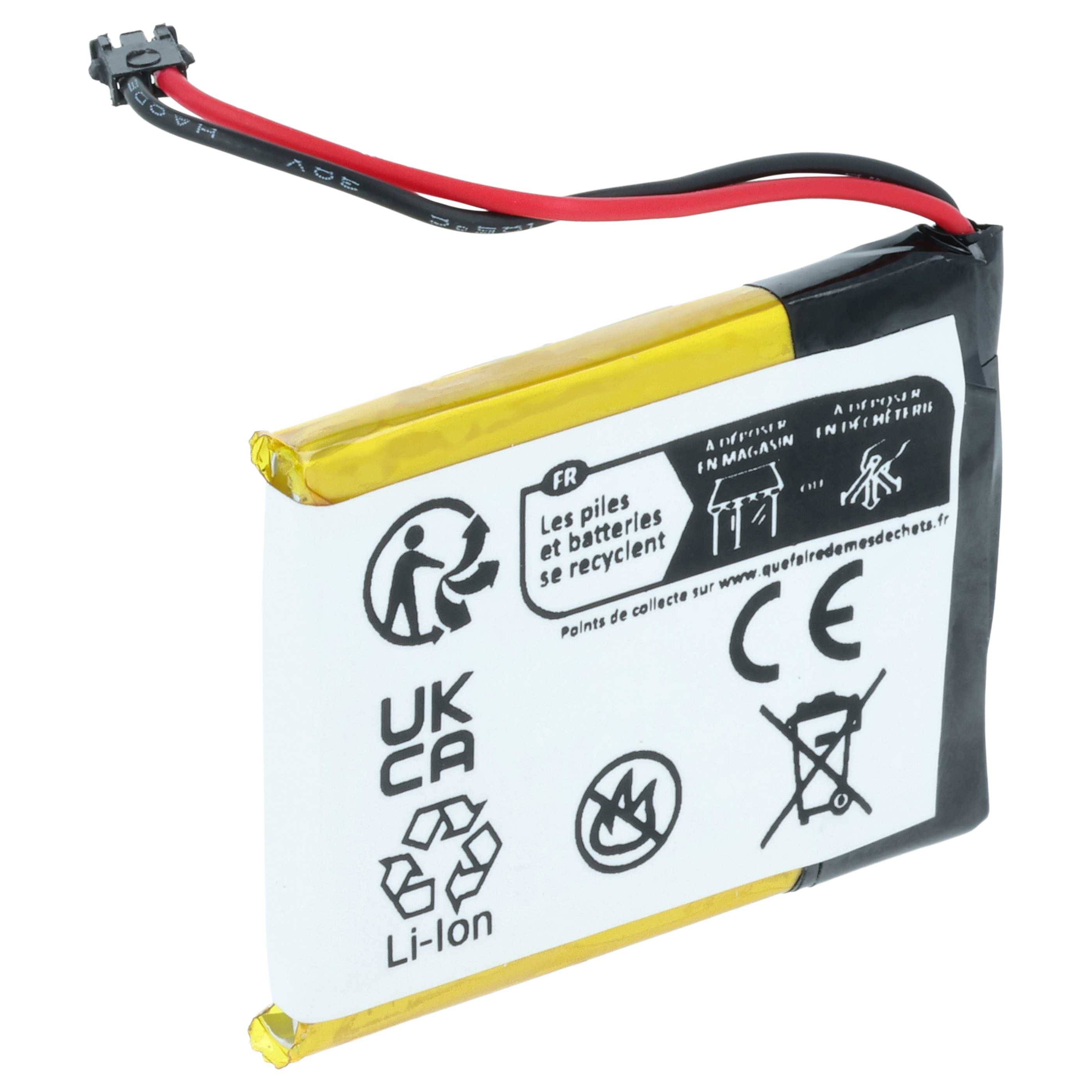 Ein rechteckiger Lithium-Ionen-Akku mit roten und schwarzen Kabeln und Recycling-Symbolen, der vor einem einfarbigen Hintergrund abgebildet ist.
