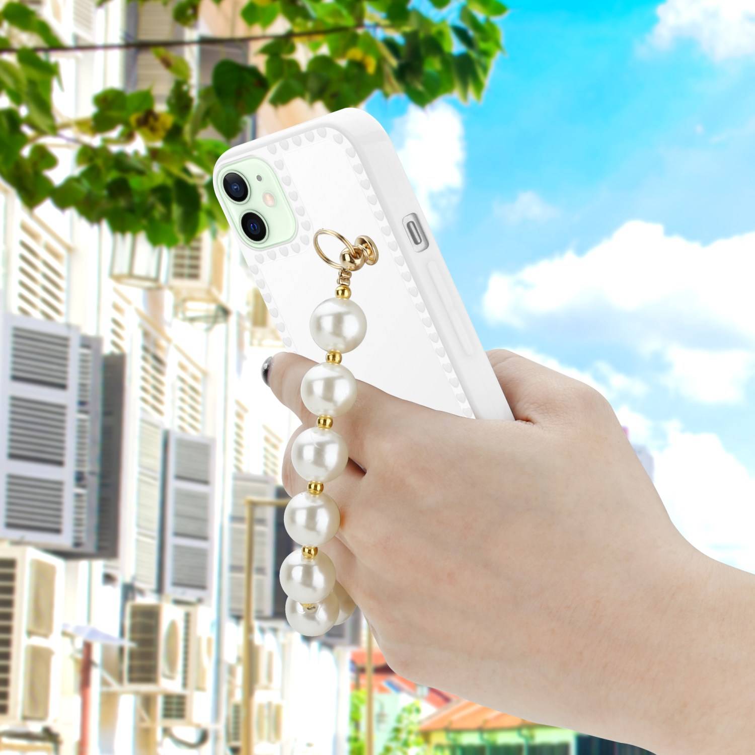 Cadorabo Hülle für Apple iPhone 12 MINI Schutz Hülle in Weiß Handyhülle TPU Etui Cover Handgelenk Kette