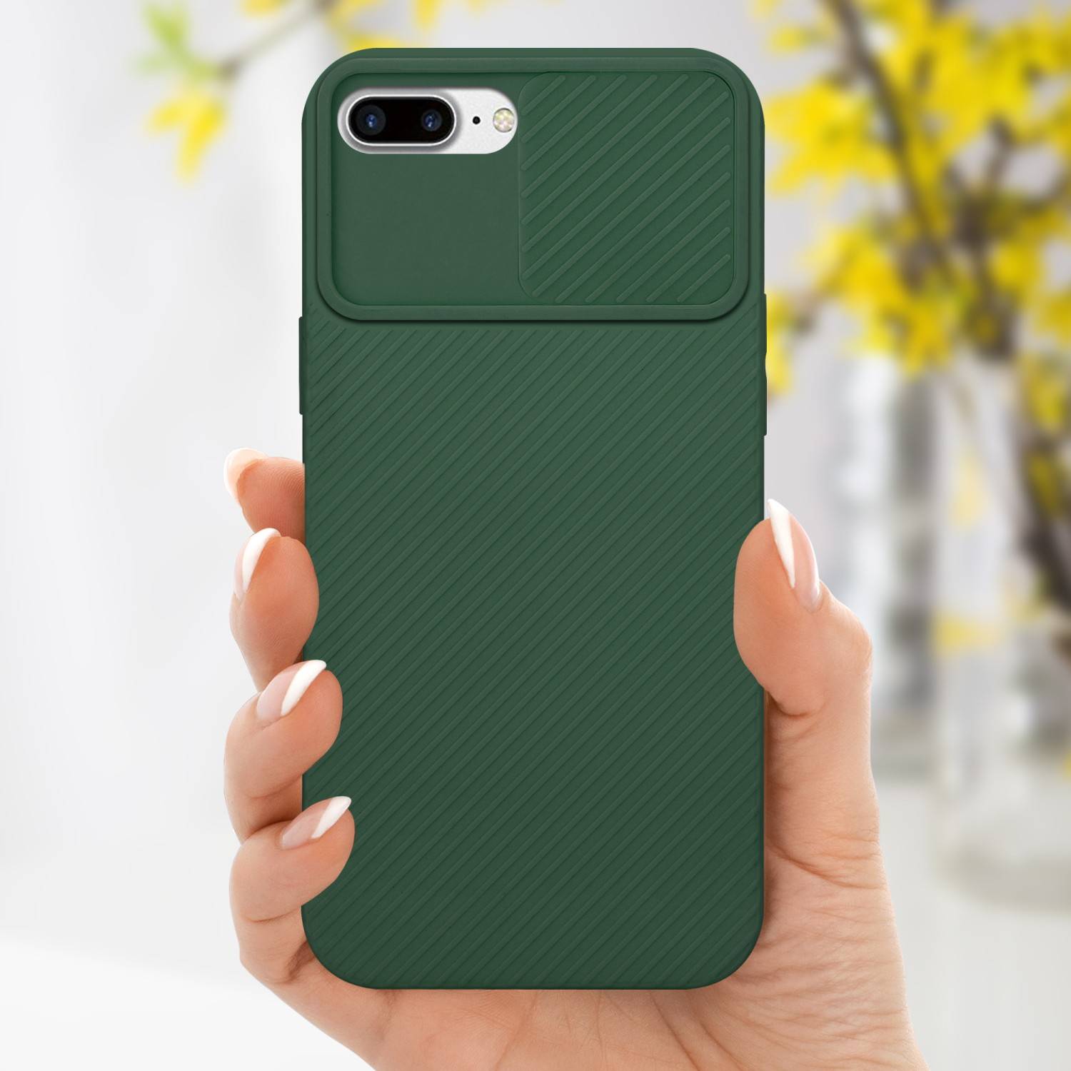 Cadorabo Hülle für Apple iPhone 7 PLUS / 7S PLUS / 8 PLUS Schutz Hülle in Grün Handyhülle TPU Etui Case Cover