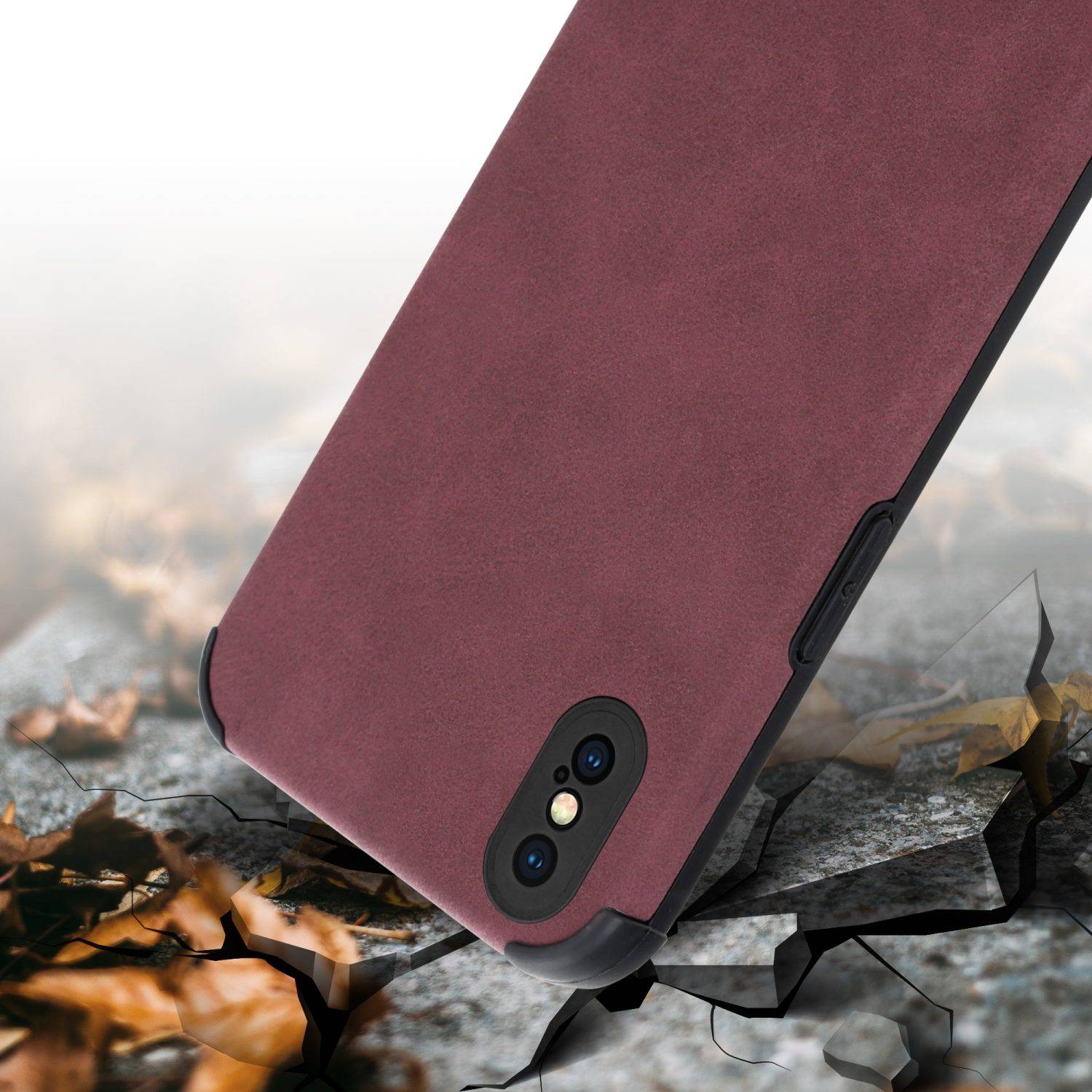 Cadorabo Hülle für Apple iPhone X / XS Schutz Hülle in Lila TPU Silikon Etui edle Kunst-Wildleder Rückseite