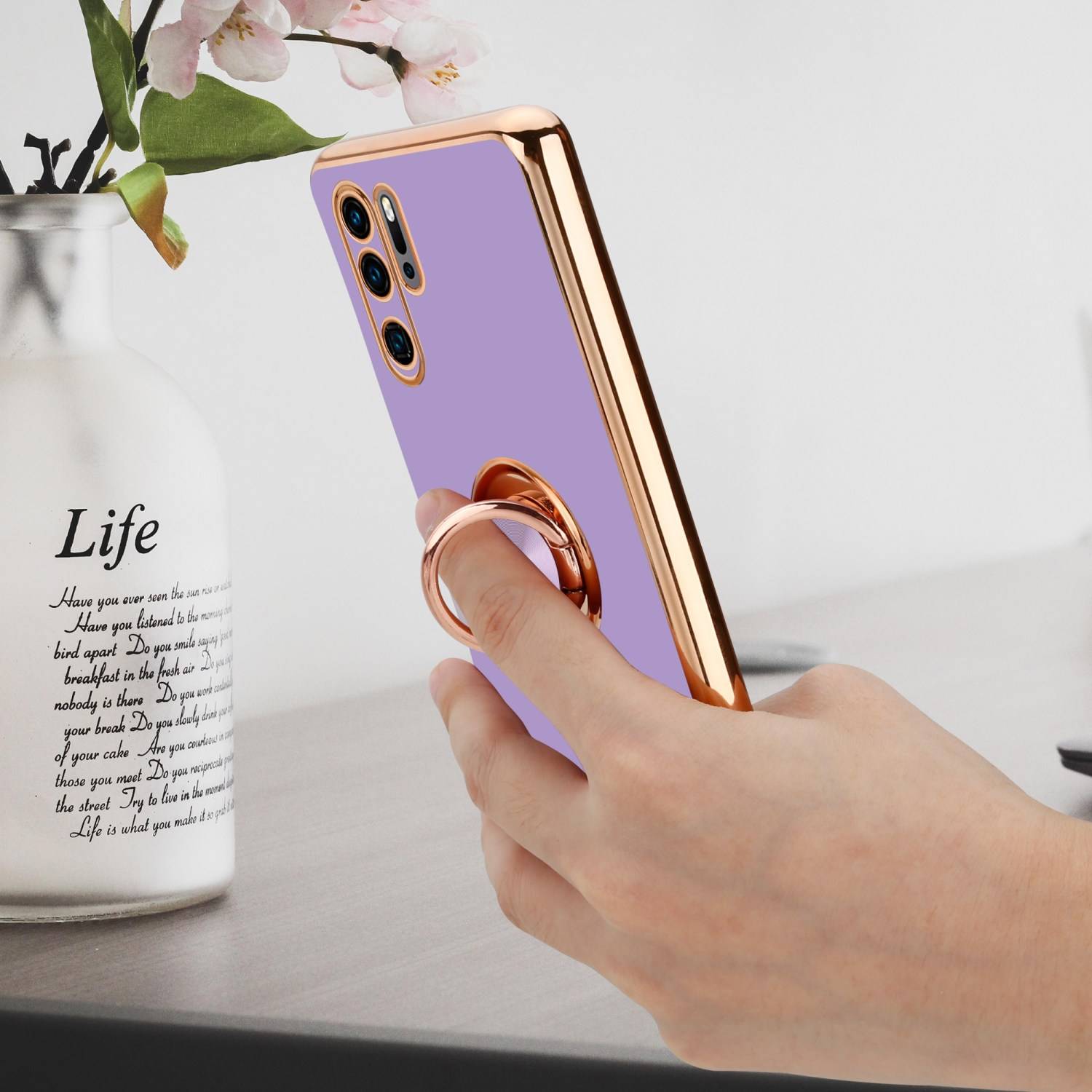 Cadorabo Schutzhülle für Huawei P30 PRO Hülle in Lila Etui Case Cover Kameraschutz magnetische Autohalterung