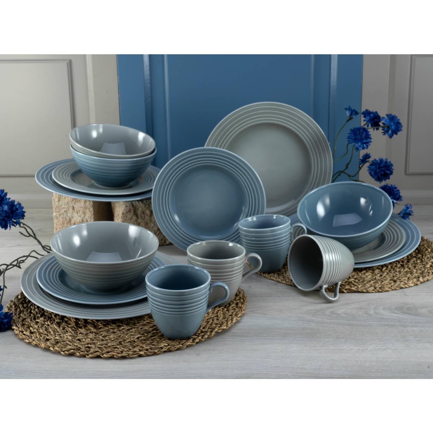 CreaTable 23873 Kombiservice Stripes für 4 Personen, Porzellan, blau (1 Set, 16-teilig)