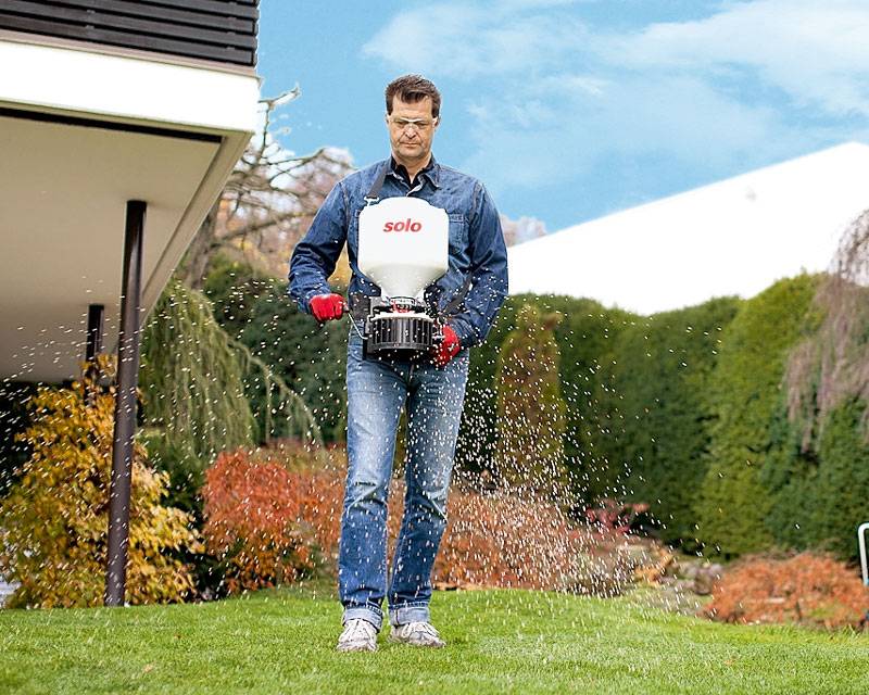 SOLO 421 Granulatstreuer, 9 L Füllmenge