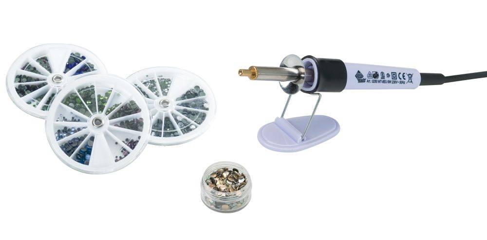 SELVA Bastelset mit Strass und Nieten