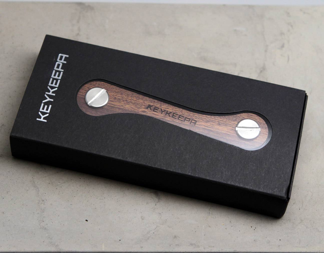 SELVA Keykeepa Nussbaum für bis zu 12 Schlüssel, braun