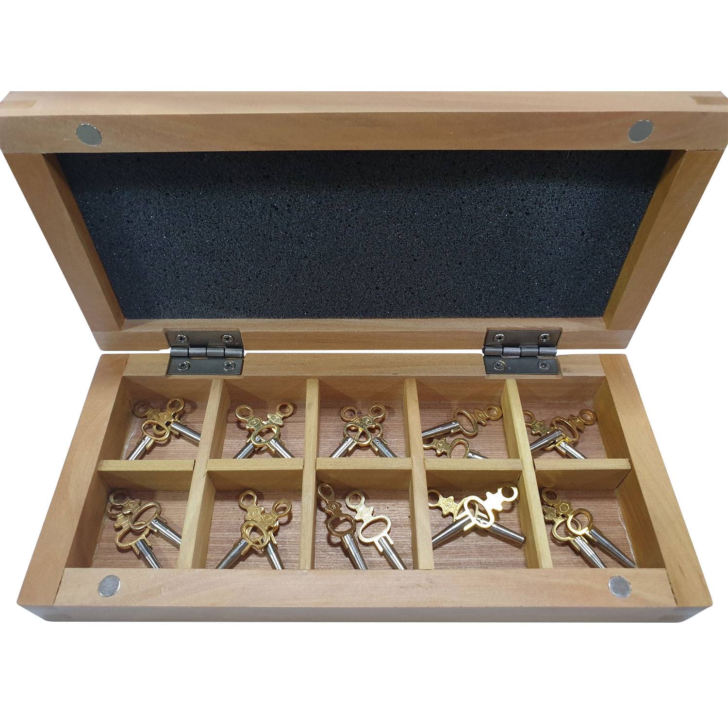 SELVA Taschenuhrschlüssel Set in Holz-Etui