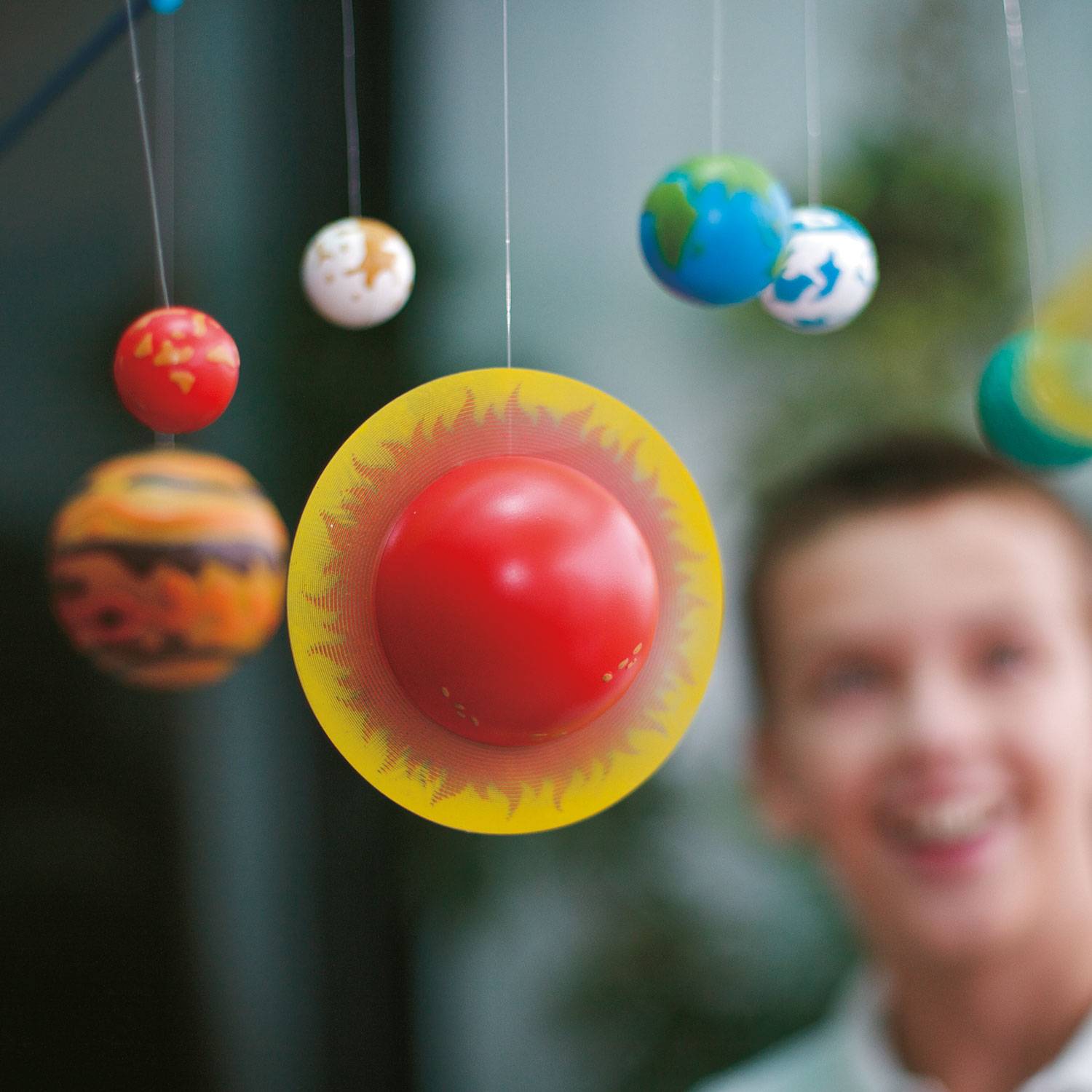 KidzLabs Model Making Kit 3D Leuchtendes Sonnensystem