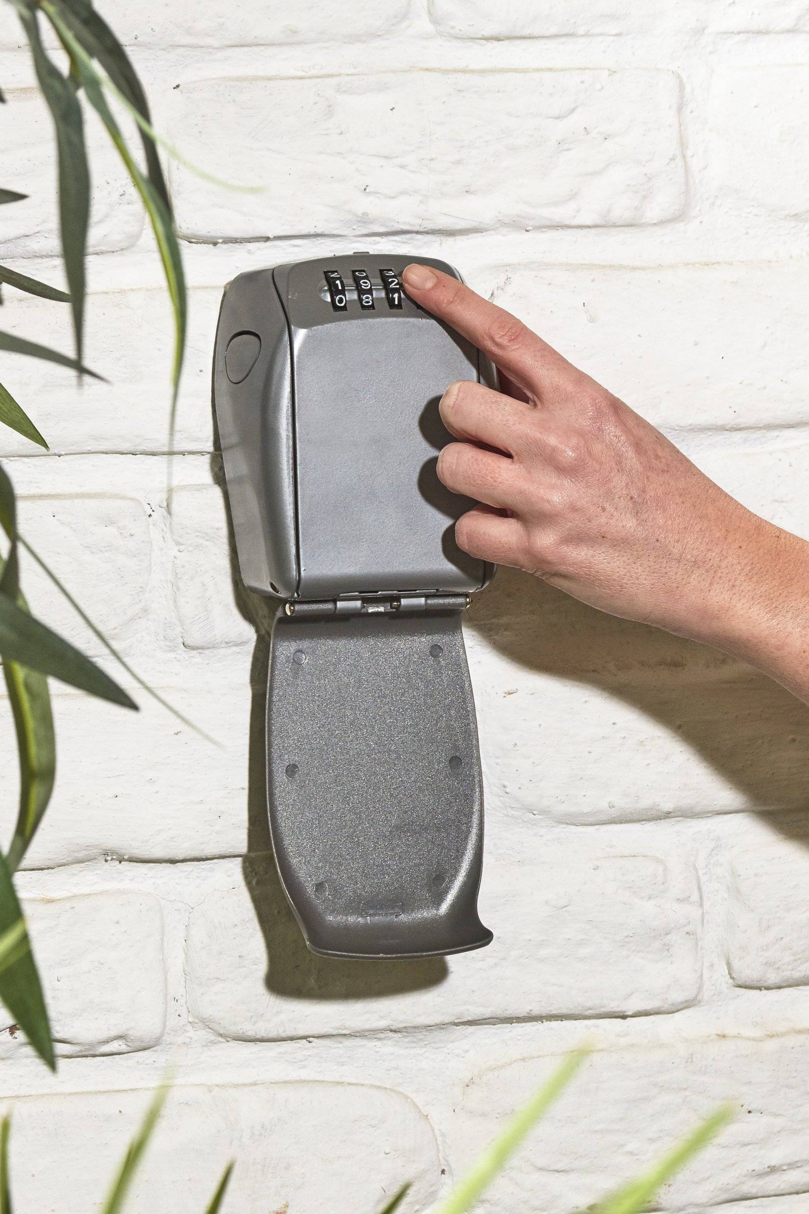 MasterLock MASTER LOCK Großer Schlüsselkasten für extra Sicherheit, inkl. Wandhalterung