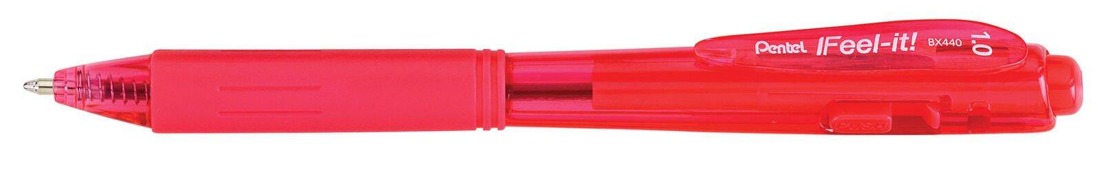 Roter Pentel I Feel-it! Kugelschreiber horizontal auf weißem Hintergrund dargestellt.