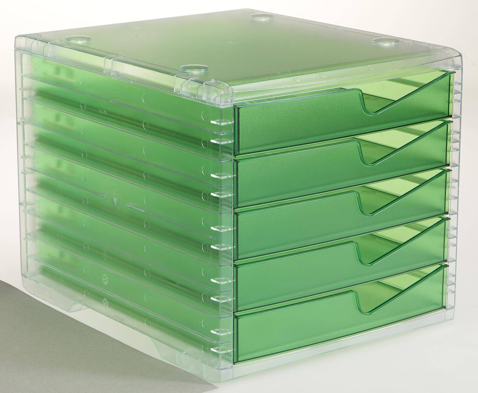 Elf rosa Fineliner-Stifte parallel angeordnet mit einer entfernten Kappe, die Markenschriftzüge zeigt.